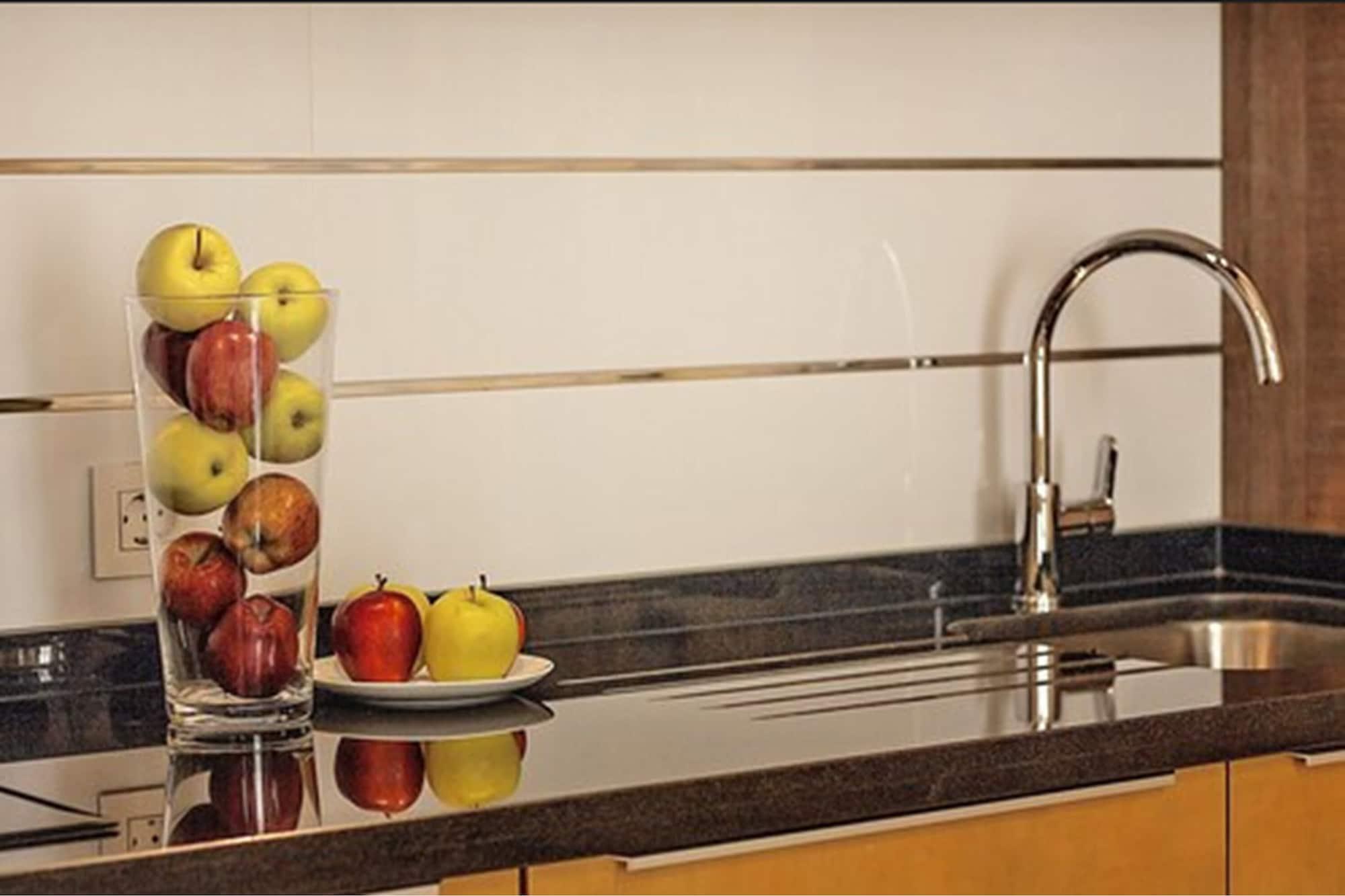 Apartamentos Suites Oficentro Deluxe Malaga Bagian luar foto