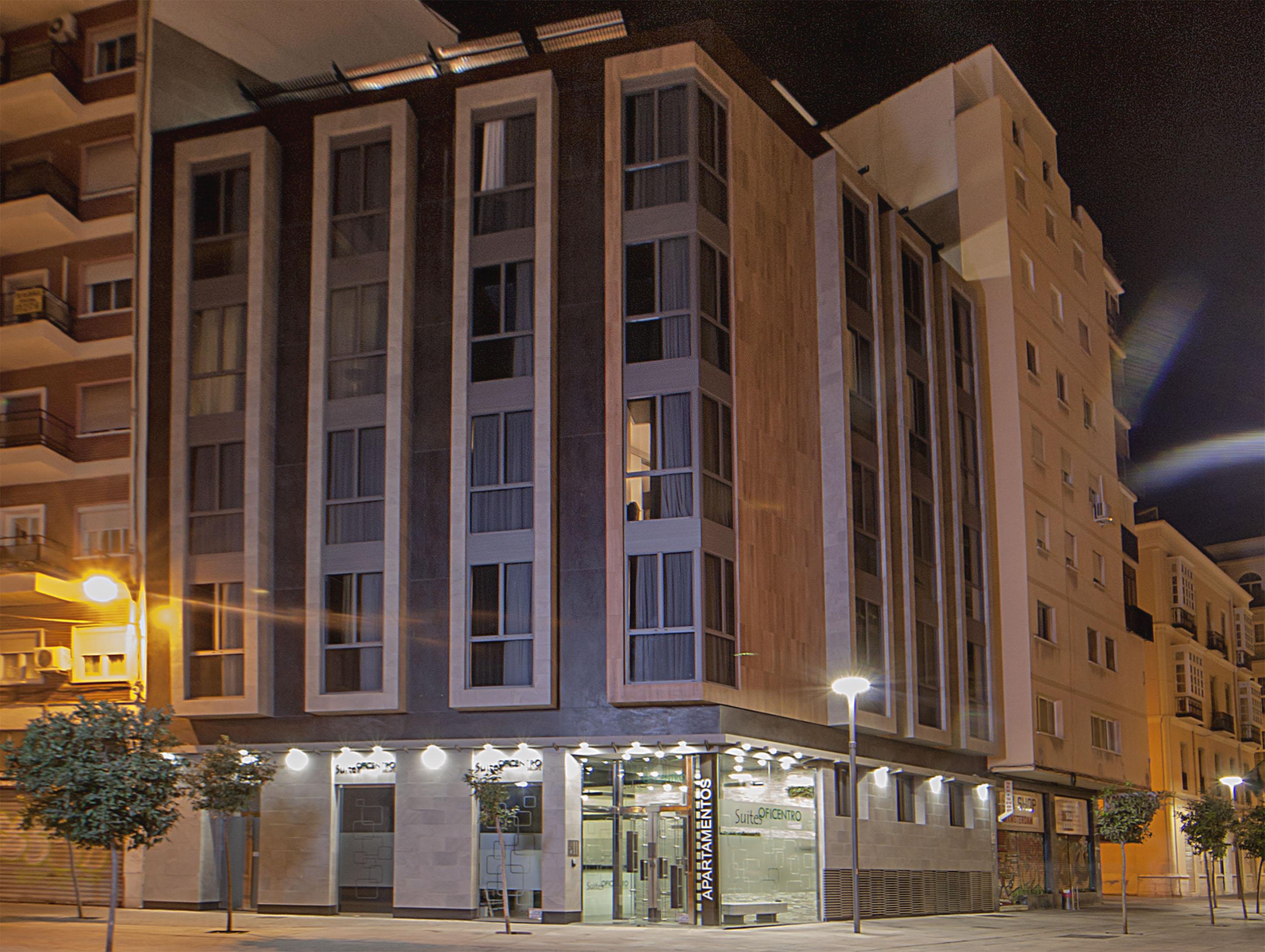 Apartamentos Suites Oficentro Deluxe Malaga Bagian luar foto
